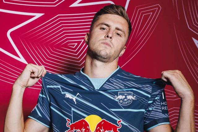 莱比锡窗口期防线松动；志在德国杯名次提升；气氛紧张；年轻球员得到机会的简单介绍